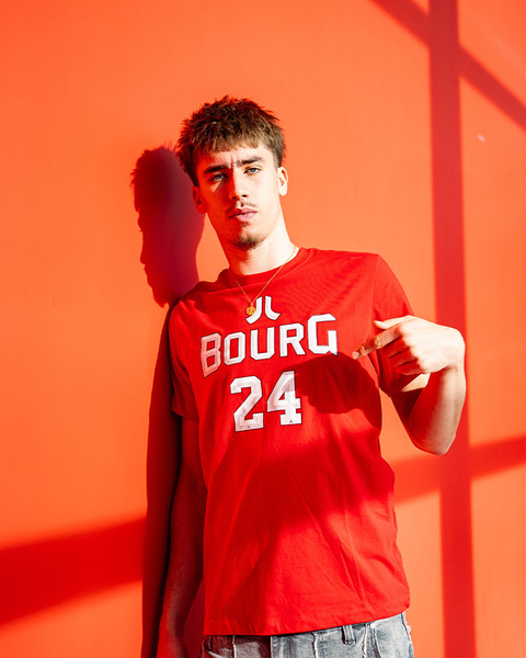 Iconic Mike Adulte (PROMO)